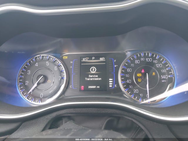 Продажа на аукционе авто 2015 Chrysler 200 Limited, vin: 1C3CCCAB2FN552475, номер лота: 45193986