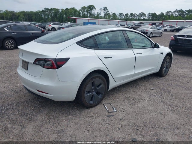 Tesla Model 3 Rear-wheel Drive 2022 5YJ3E1EA6NF164139 Image 4
