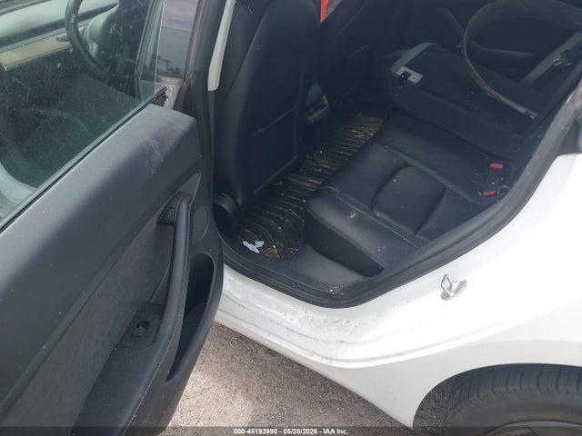 Tesla Model 3 Rear-wheel Drive 2022 5YJ3E1EA6NF164139 Image 8