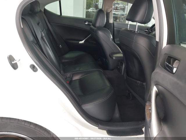 45193991 :رقم المزاد ، JTHBF5C27A5128143 vin ، 2010 Lexus Is 250 مزاد بيع