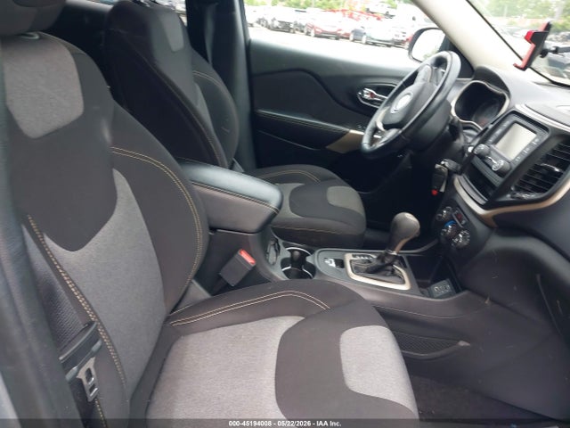 Aukcja sprzedaży 2018 Jeep Cherokee Latitude Fwd, vin: 1C4PJLCX4JD523943, numer aukcji: 45194008
