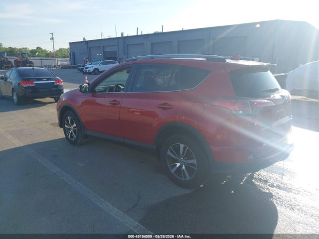 Toyota Rav4 Xle 2017 JTMRFREV7HJ157075 Image 3