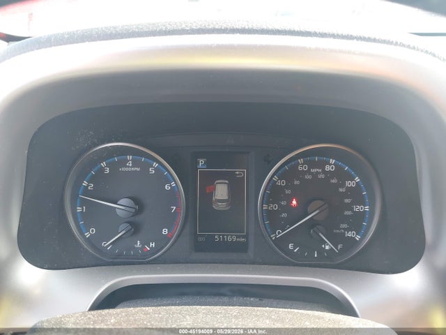Toyota Rav4 Xle 2017 JTMRFREV7HJ157075 Image 7