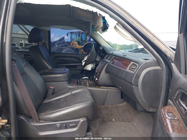 45194021 :رقم المزاد ، 1GKS2MEF1ER108965 vin ، 2014 Gmc Yukon Xl 1500 Denali مزاد بيع