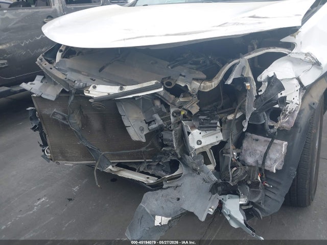 Toyota Rav4 Xle 2015 2T3RFREV3FW327298 Image 6