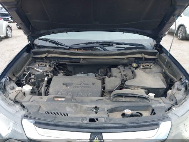 Продажа на аукционе авто 2018 Mitsubishi Outlander Sel, vin: JA4AD3A34JZ065864, номер лота: 45194093