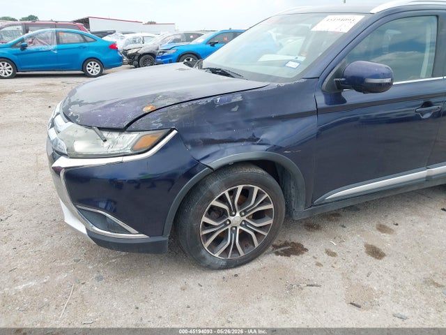 Продажа на аукционе авто 2018 Mitsubishi Outlander Sel, vin: JA4AD3A34JZ065864, номер лота: 45194093
