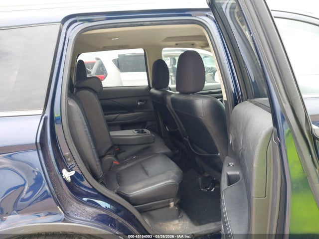 Продажа на аукционе авто 2018 Mitsubishi Outlander Sel, vin: JA4AD3A34JZ065864, номер лота: 45194093