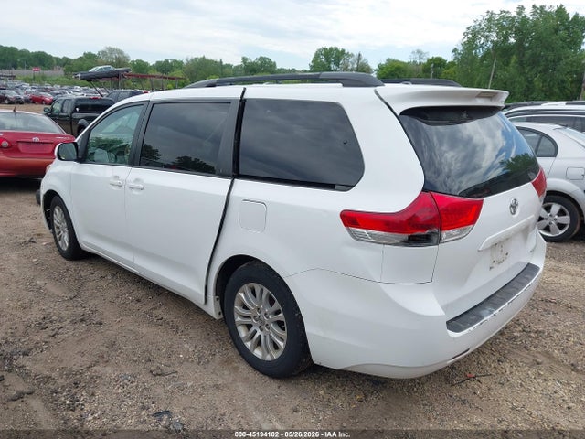 Aukcja sprzedaży 2012 Toyota Sienna Xle V6 8 Passenger, vin: 5TDYK3DC4CS227695, numer aukcji: 45194102