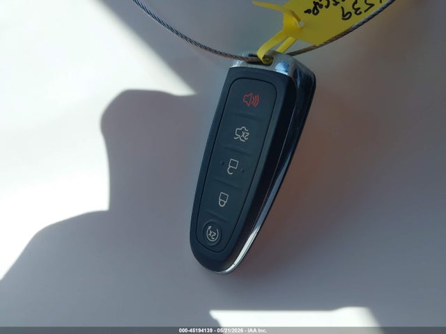 Продажа на аукционе авто 2017 Ford Escape Titanium, vin: 1FMCU9J97HUE16260, номер лота: 45194139