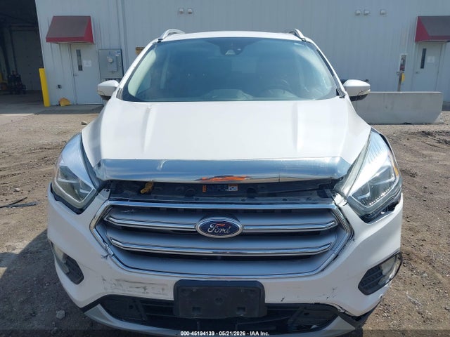 Продажа на аукционе авто 2017 Ford Escape Titanium, vin: 1FMCU9J97HUE16260, номер лота: 45194139