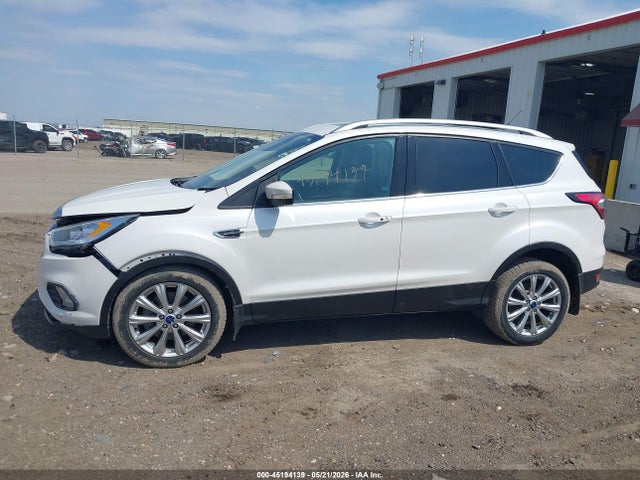 Продажа на аукционе авто 2017 Ford Escape Titanium, vin: 1FMCU9J97HUE16260, номер лота: 45194139