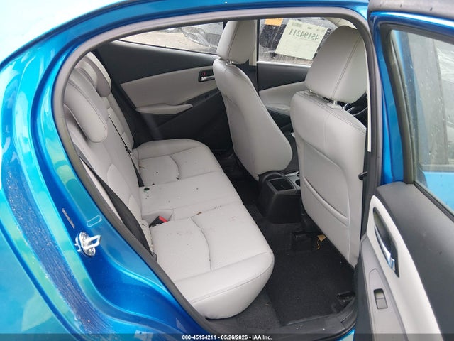 2020 Toyota Yaris Xle მანქანა იყიდება აუქციონზე, vin: 3MYDLBJV8LY706983, აუქციონის ნომერი: 45194211
