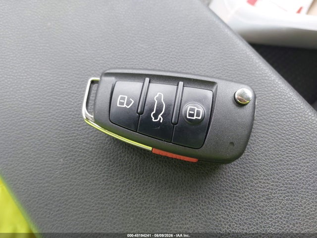 2015 Audi A3 1.8t Premium მანქანა იყიდება აუქციონზე, vin: WAUACGFF0F1144048, აუქციონის ნომერი: 45194241