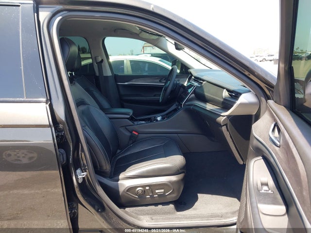 1C4RJJBG6P8106338 Jeep Grand Cherokee L Limited 4x2