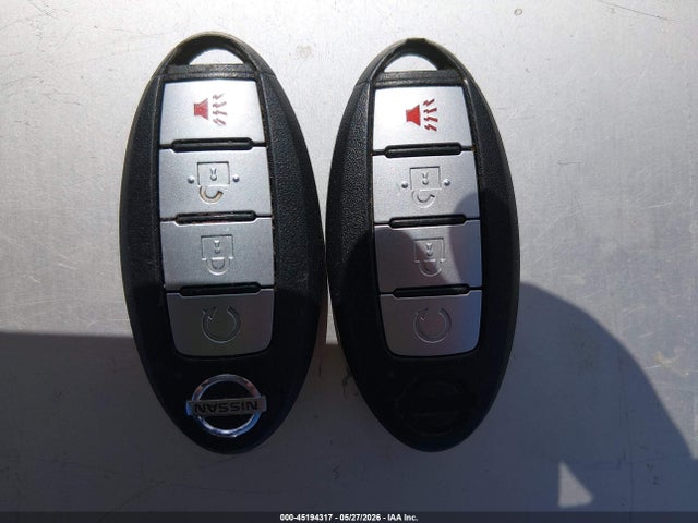 45194317 :رقم المزاد ، 3N1CP5CU8JL545729 vin ، 2018 Nissan Kicks Sv مزاد بيع