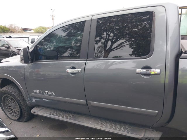 1N6AA0EC5FN512091 Nissan Titan Sl