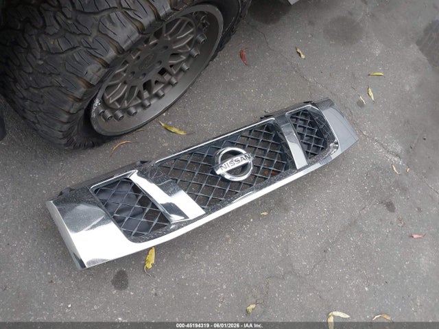 1N6AA0EC5FN512091 Nissan Titan Sl
