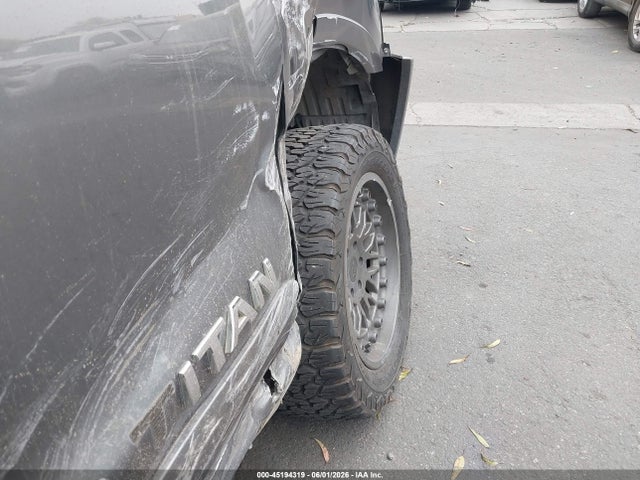 1N6AA0EC5FN512091 Nissan Titan Sl