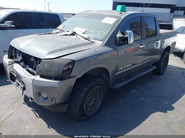 1N6AA0EC5FN512091 Nissan Titan Sl