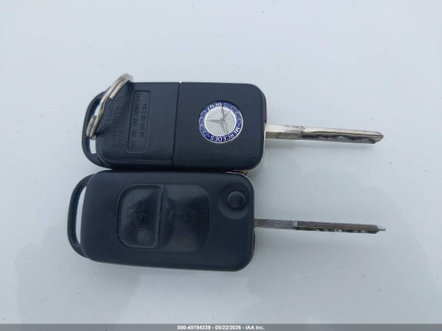 Продаж на аукціоні авто 1998 Mercedes-benz Slk 230, vin: WDBKK47F8WF050296, номер лоту: 45194339