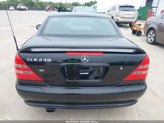 Продаж на аукціоні авто 1998 Mercedes-benz Slk 230, vin: WDBKK47F8WF050296, номер лоту: 45194339