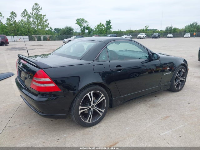 Продаж на аукціоні авто 1998 Mercedes-benz Slk 230, vin: WDBKK47F8WF050296, номер лоту: 45194339