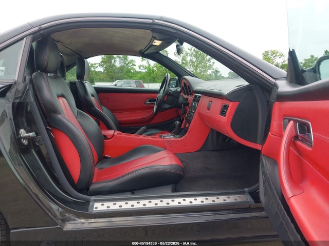 Продаж на аукціоні авто 1998 Mercedes-benz Slk 230, vin: WDBKK47F8WF050296, номер лоту: 45194339