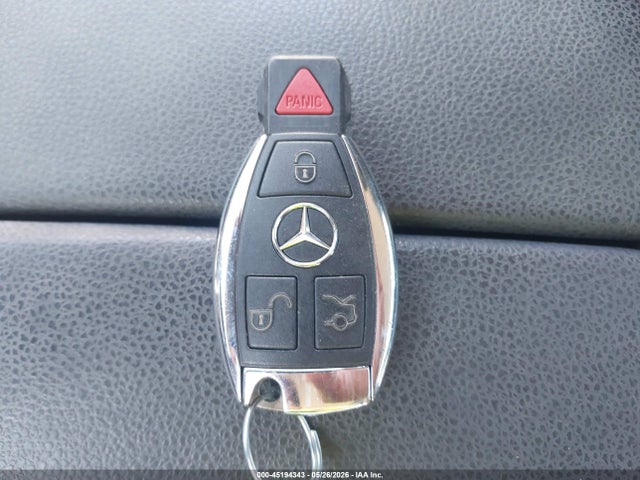 45194343 :رقم المزاد ، WDDGF8AB3DG124388 vin ، 2013 Mercedes-benz C 300 Luxury 4matic مزاد بيع