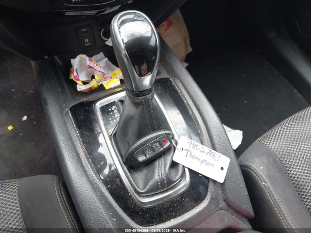JN1BJ1CP8HW024076 Nissan Rogue Sport Sv