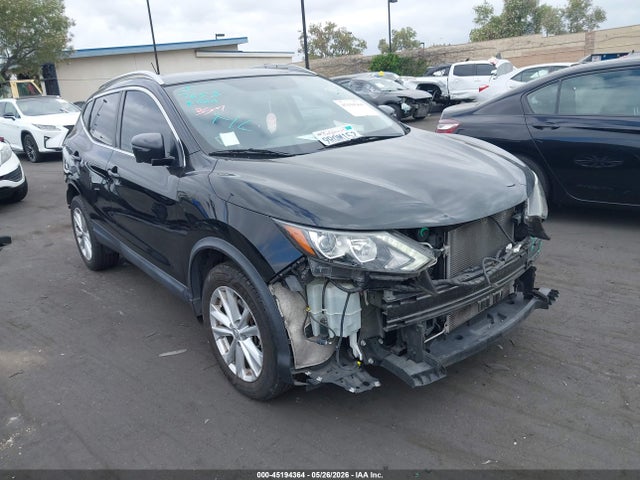 JN1BJ1CP8HW024076 Nissan Rogue Sport Sv