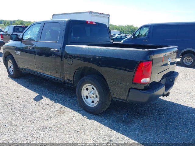 45194365 :رقم المزاد ، 1C6RR7KG1GS126521 vin ، 2016 Ram 1500 Tradesman مزاد بيع