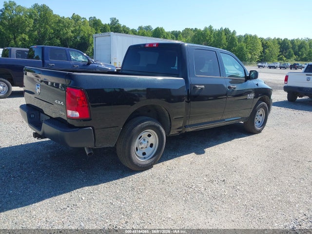 45194365 :رقم المزاد ، 1C6RR7KG1GS126521 vin ، 2016 Ram 1500 Tradesman مزاد بيع