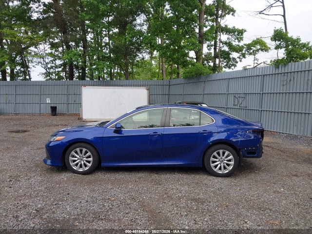 2018 Toyota Camry Le მანქანა იყიდება აუქციონზე, vin: JTNB11HK9J3010037, აუქციონის ნომერი: 45194368