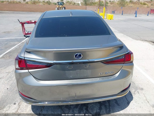 Lexus ES 300H 2021 58ACA1C18MU002005 Image 17
