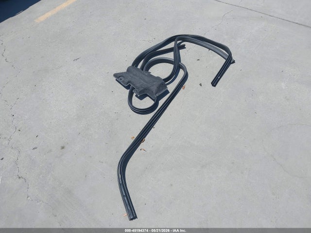 2015 Ford Focus S მანქანა იყიდება აუქციონზე, vin: 1FADP3E2XFL306774, აუქციონის ნომერი: 45194374