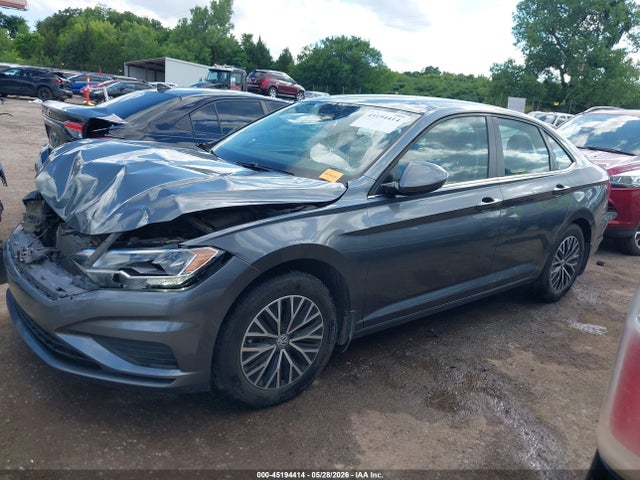 2020 Volkswagen Jetta 1.4t R-line/1.4t S/1.4t Se მანქანა იყიდება აუქციონზე, vin: 3VWCB7BU4LM032481, აუქციონის ნომერი: 45194414