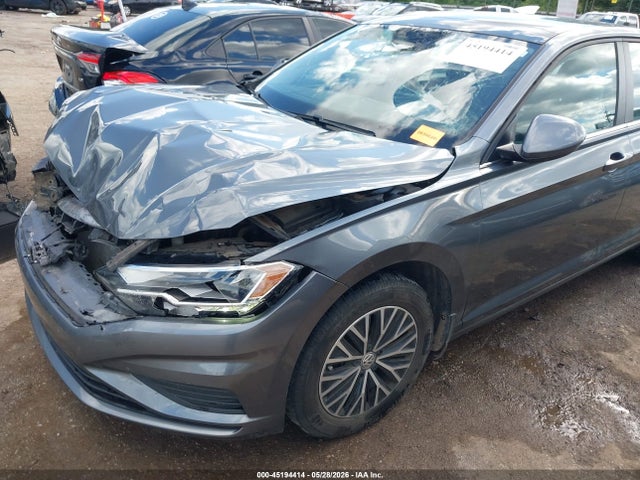 2020 Volkswagen Jetta 1.4t R-line/1.4t S/1.4t Se მანქანა იყიდება აუქციონზე, vin: 3VWCB7BU4LM032481, აუქციონის ნომერი: 45194414