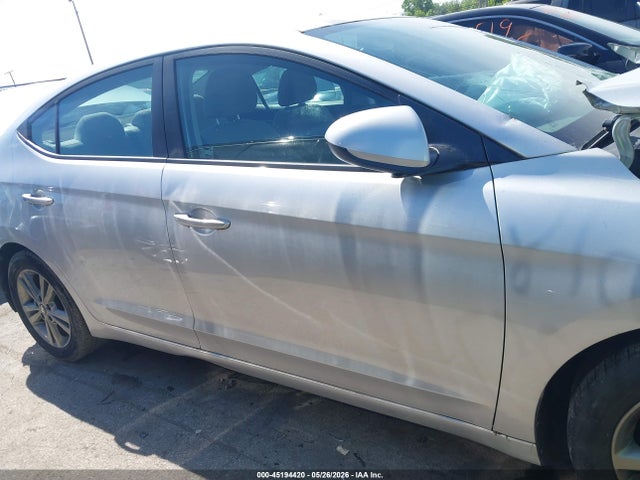 Продаж на аукціоні авто 2018 Hyundai Elantra Sel, vin: 5NPD84LF9JH261262, номер лоту: 45194420