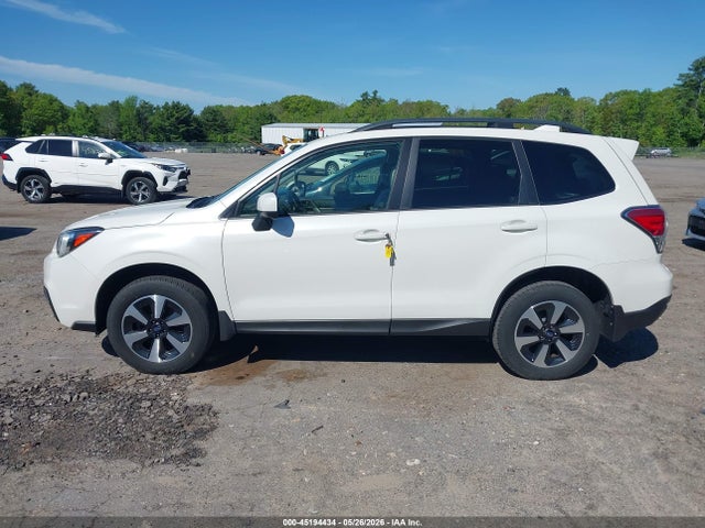 Продаж на аукціоні авто 2017 Subaru Forester 2.5i Premium, vin: JF2SJAGC6HH542245, номер лоту: 45194434