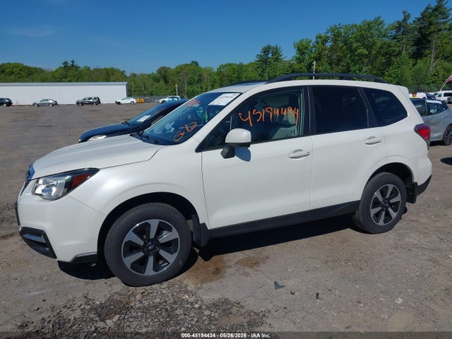 Продаж на аукціоні авто 2017 Subaru Forester 2.5i Premium, vin: JF2SJAGC6HH542245, номер лоту: 45194434