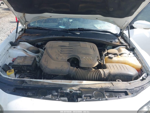 45194436 :رقم المزاد ، 2C3CCABG3KH604925 vin ، 2019 Chrysler 300 300s مزاد بيع