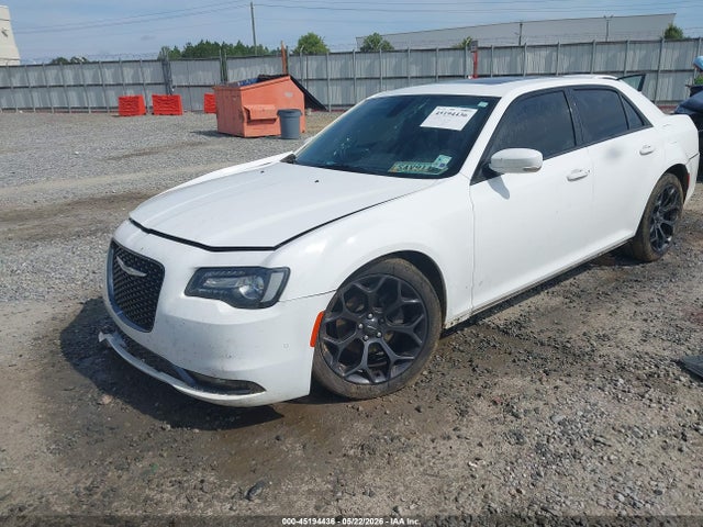 45194436 :رقم المزاد ، 2C3CCABG3KH604925 vin ، 2019 Chrysler 300 300s مزاد بيع