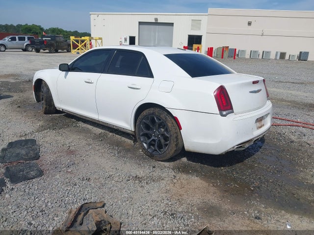 45194436 :رقم المزاد ، 2C3CCABG3KH604925 vin ، 2019 Chrysler 300 300s مزاد بيع