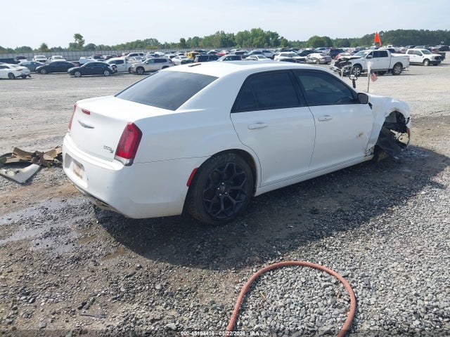 45194436 :رقم المزاد ، 2C3CCABG3KH604925 vin ، 2019 Chrysler 300 300s مزاد بيع