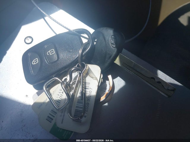 2013 Hyundai Accent Gls მანქანა იყიდება აუქციონზე, vin: KMHCT4AE2DU538361, აუქციონის ნომერი: 45194437