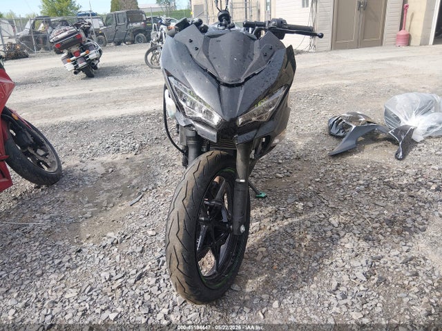 45194447 :رقم المزاد ، JKAEXKG1XPDAM5863 vin ، 2023 Kawasaki Ex400 مزاد بيع
