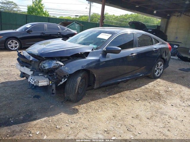 45194482 :رقم المزاد ، 2HGFC2F5XJH565371 vin ، 2018 Honda Civic Lx مزاد بيع