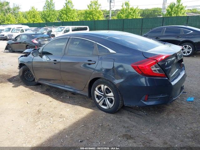 45194482 :رقم المزاد ، 2HGFC2F5XJH565371 vin ، 2018 Honda Civic Lx مزاد بيع