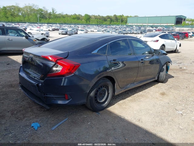 45194482 :رقم المزاد ، 2HGFC2F5XJH565371 vin ، 2018 Honda Civic Lx مزاد بيع